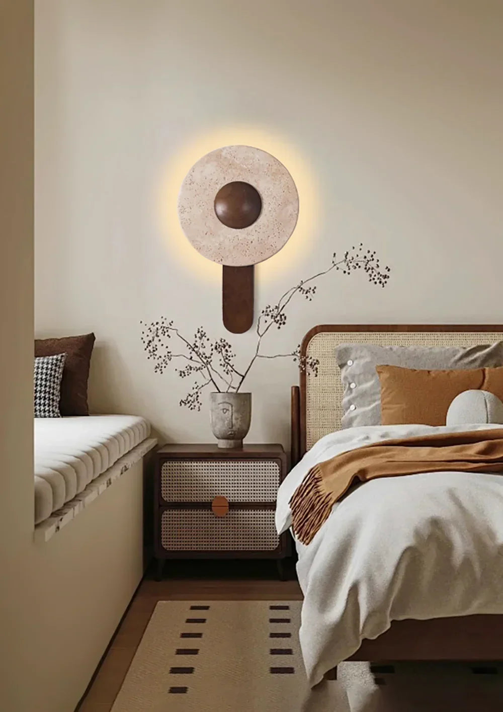 Travertine Lunar Wood Wall Lamp – Travertine detail 8