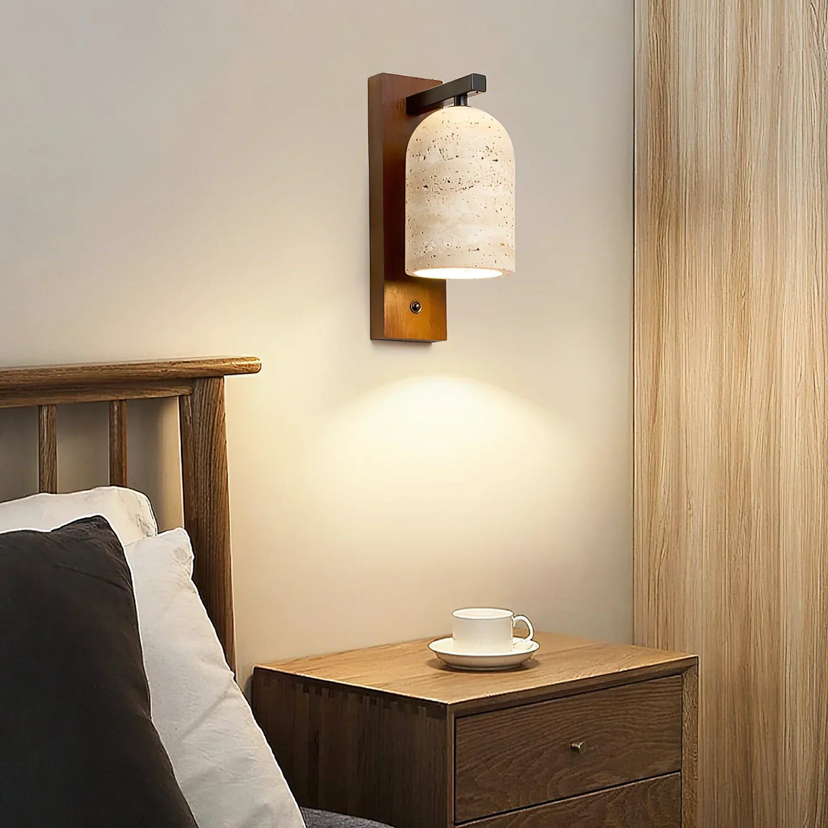 Travertine Mirabelle Wall Lamp – Travertine detail 2