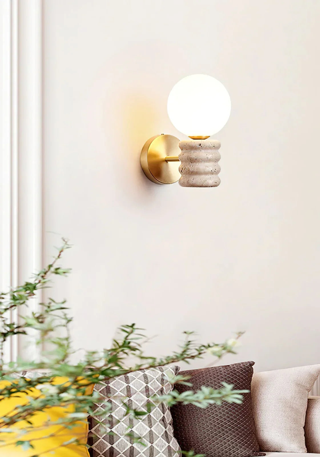 Travertine Romus Wall Lamp – Travertine detail 4