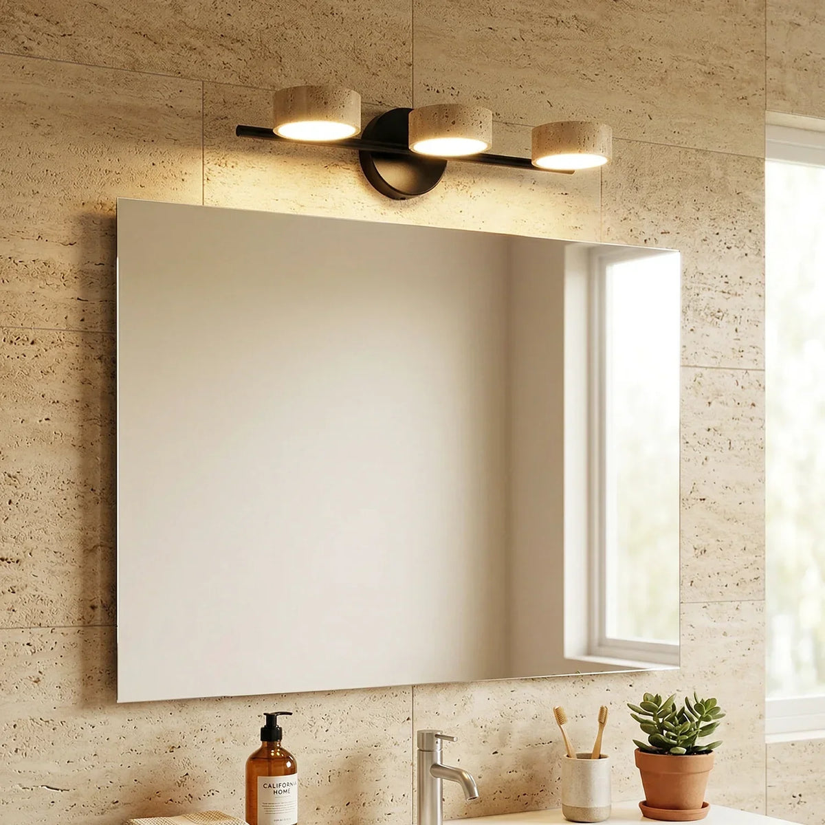 Travertine Traviso Beam Wall Sconce – Travertine detail 2