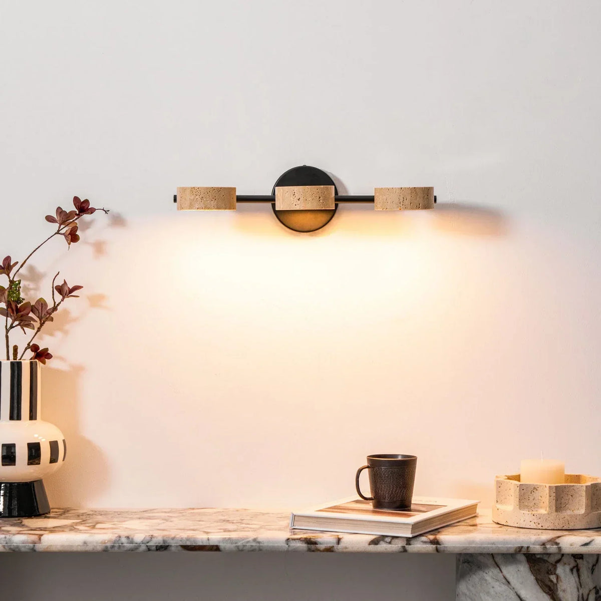 Travertine Traviso Beam Wall Sconce – Travertine detail 7