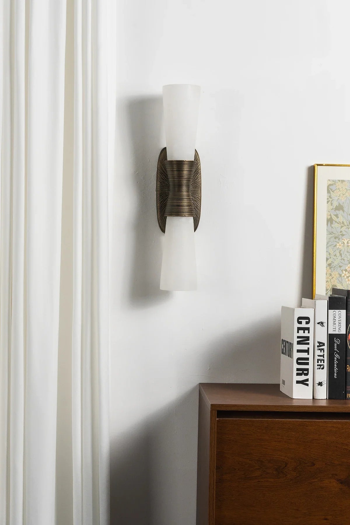 Twist Tapered Alabaster Wall Sconce – Alabaster detail 29