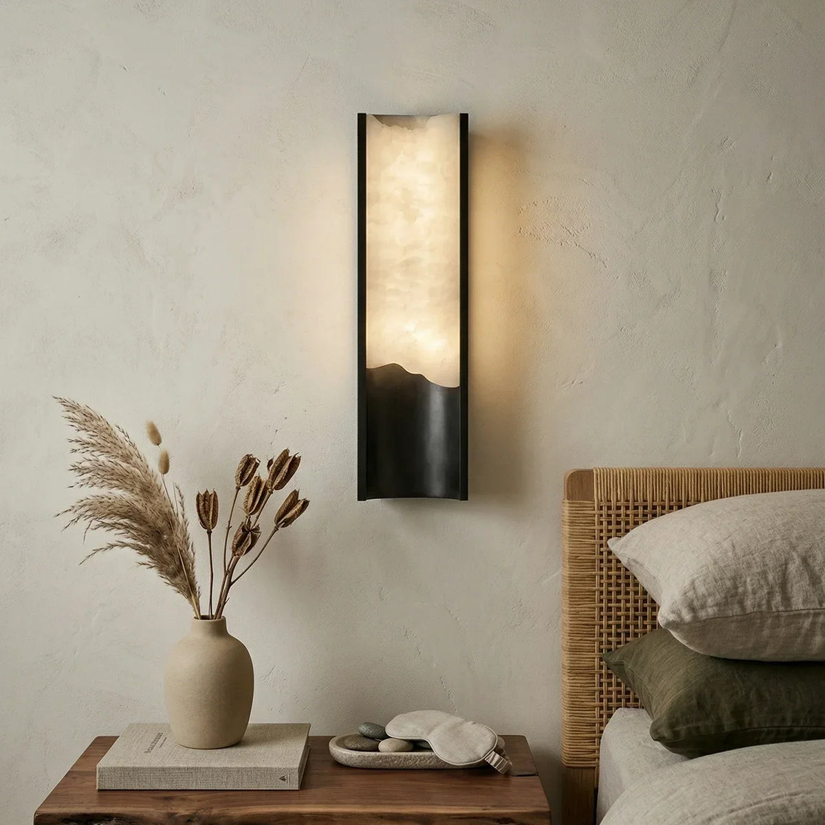 Wave Vein Aurelia Alabaster Wall Light – Alabaster detail 3